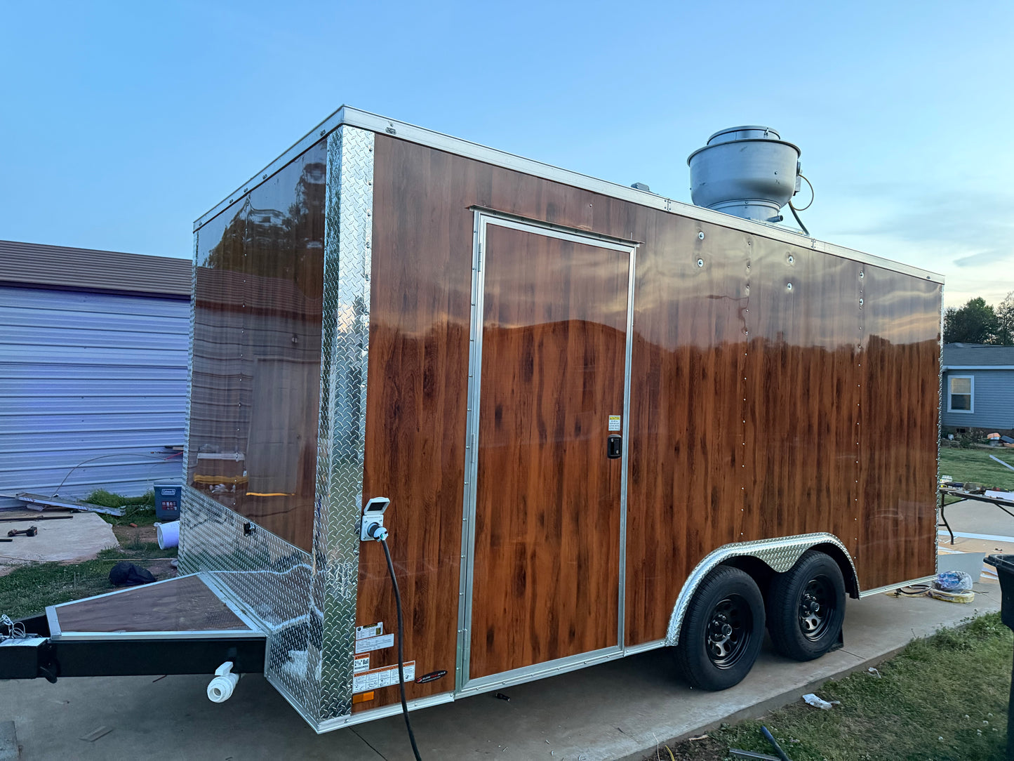 8.5x 14 Food trailer
